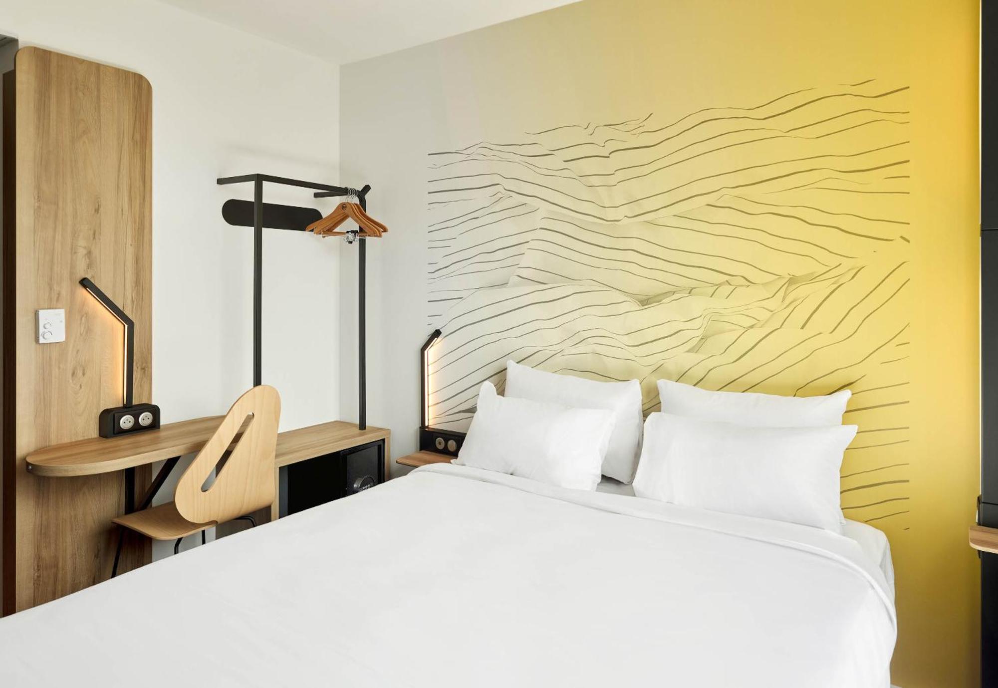 B&B Hotel Paris Clichy-Sous-Bois 3 Etoiles Exterior foto